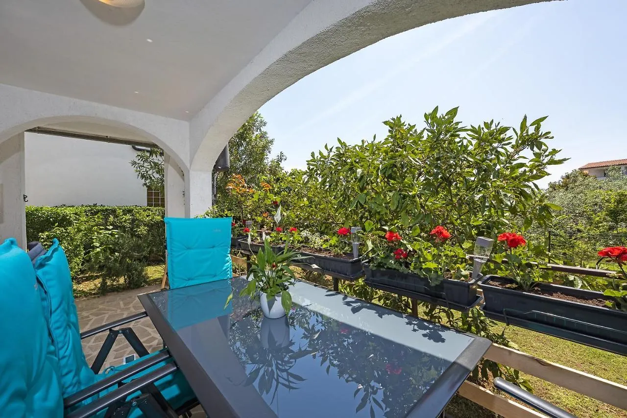 Romeo&Julia- Newly Refurbished Apartment Near Medulin Pomer Kroatië